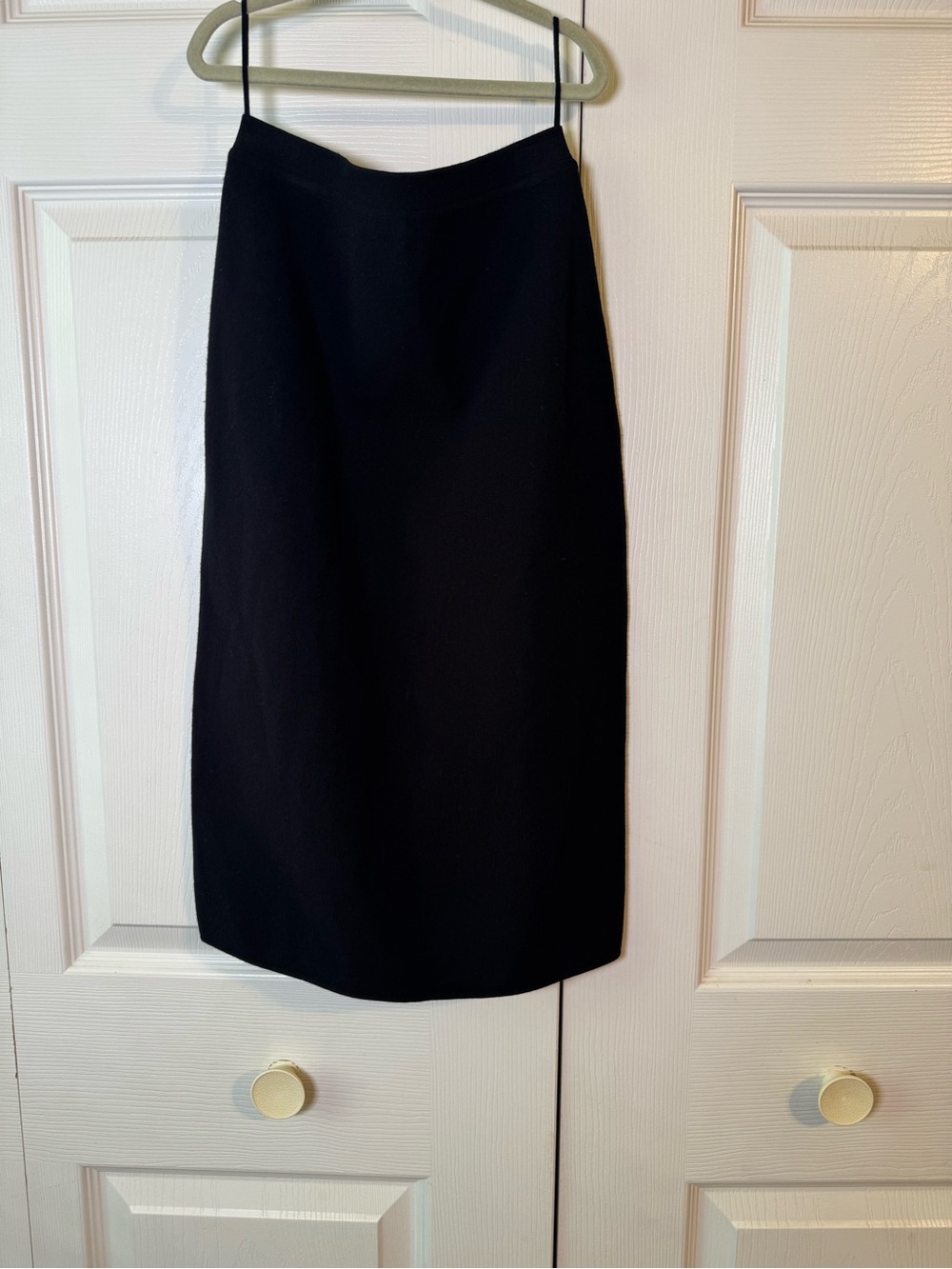 Giorgio Armani (Main Line) fine knit viscose midi skirt. Highest luxury tier.